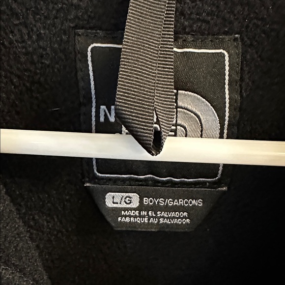 North Face jacket - Picture 3 of 3